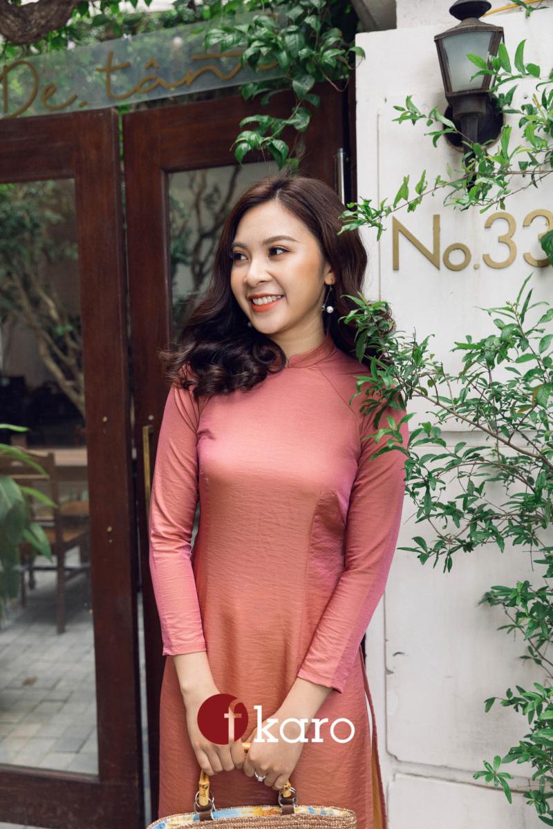  Áo dài trơn màu hồng 