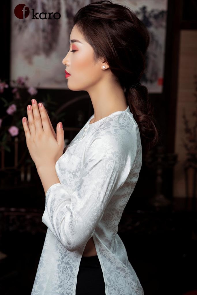  Áo bà ba màu trắng 
