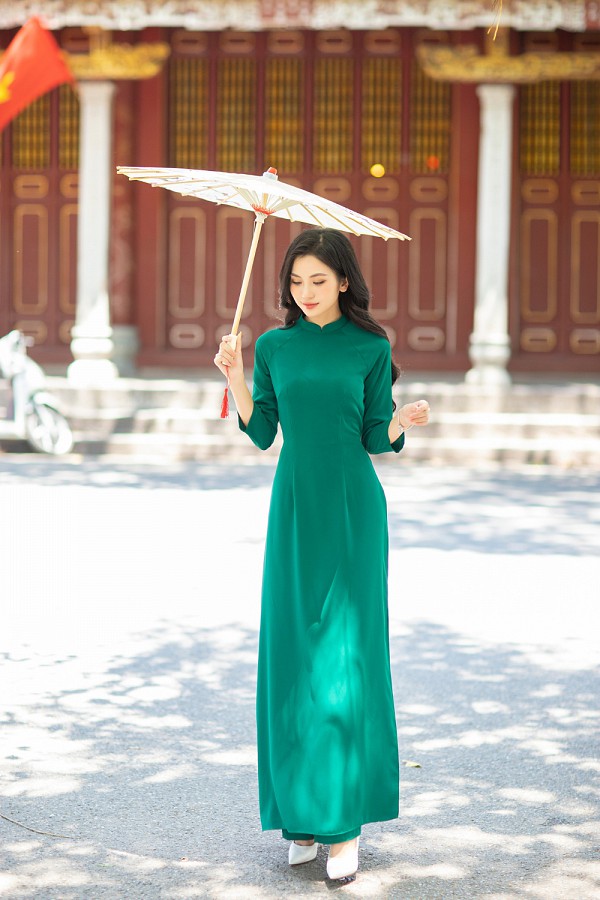  Áo dài đơn sắc lụa chifon 