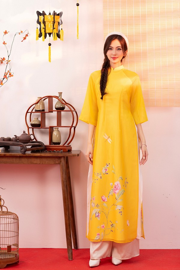  Áo dài Yên Chi 