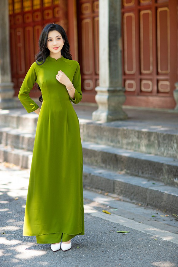  Áo dài đơn sắc lụa chifon 