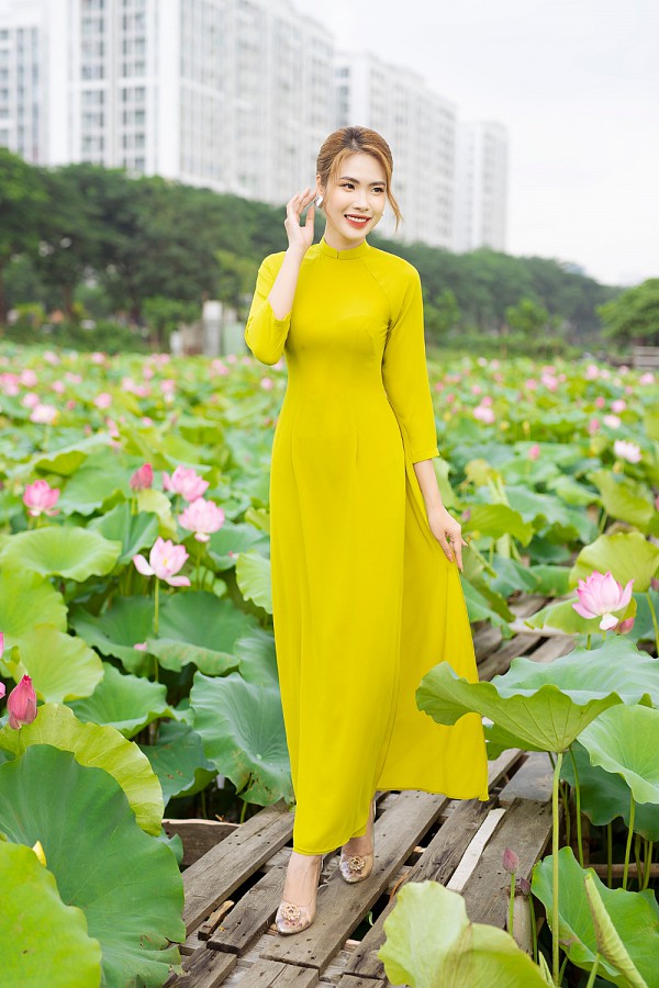  Áo dài đơn sắc lụa chifon 
