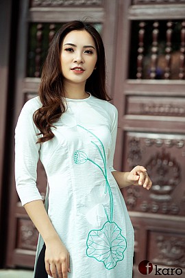  Áo lụa thêu  hoa sen 